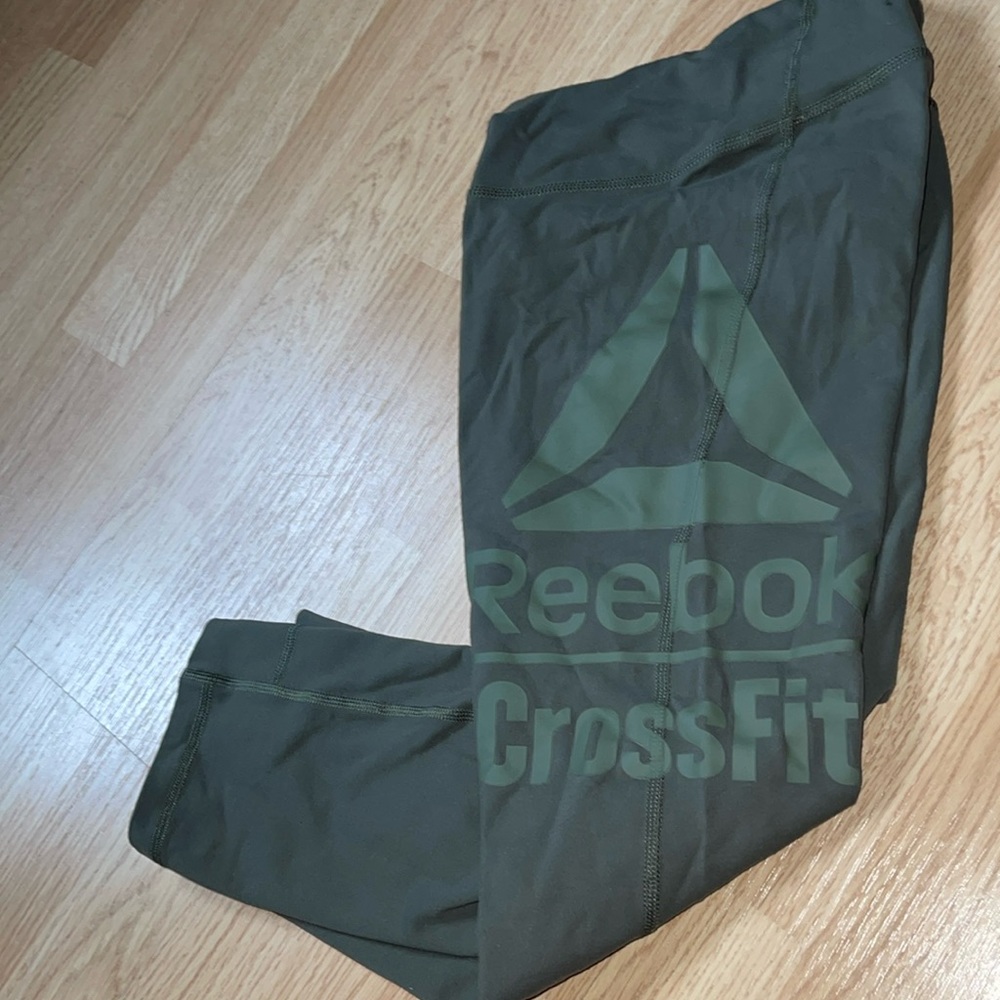 Reebok CrossFit Capri leggings medium olive green